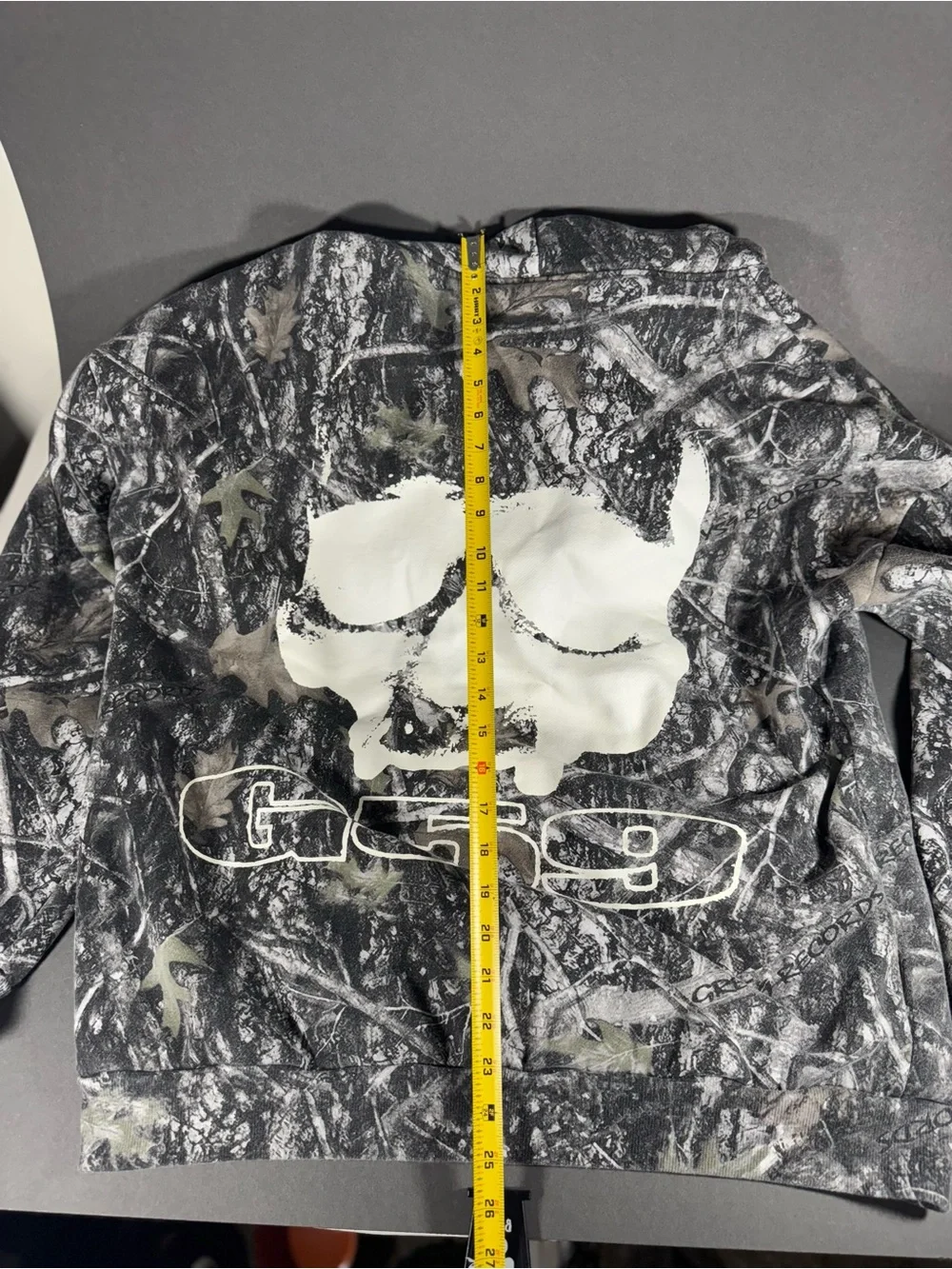 G59 pullover hoodie size XL